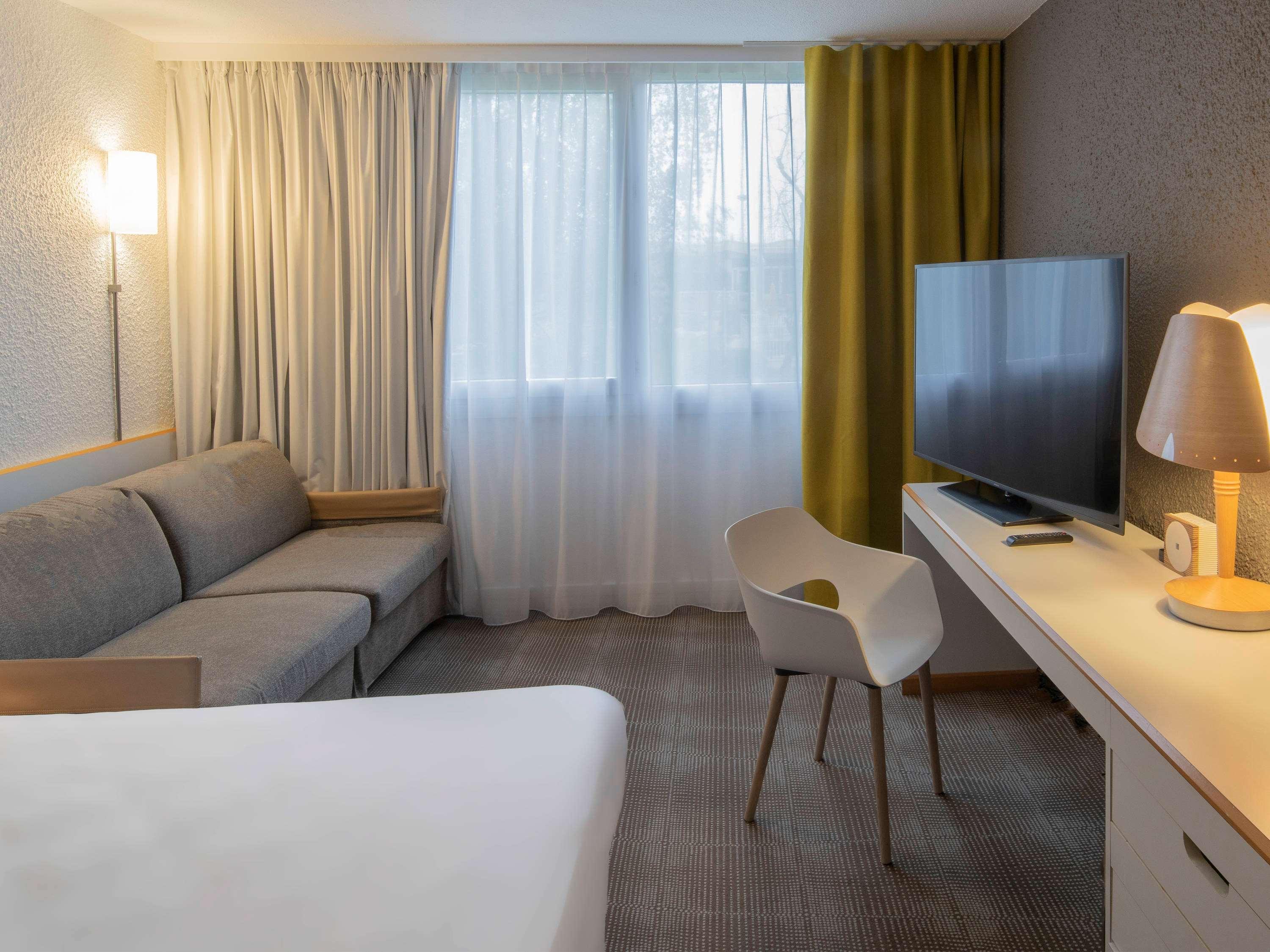 Novotel Dijon Sud Марсанне-ла-Кот Экстерьер фото