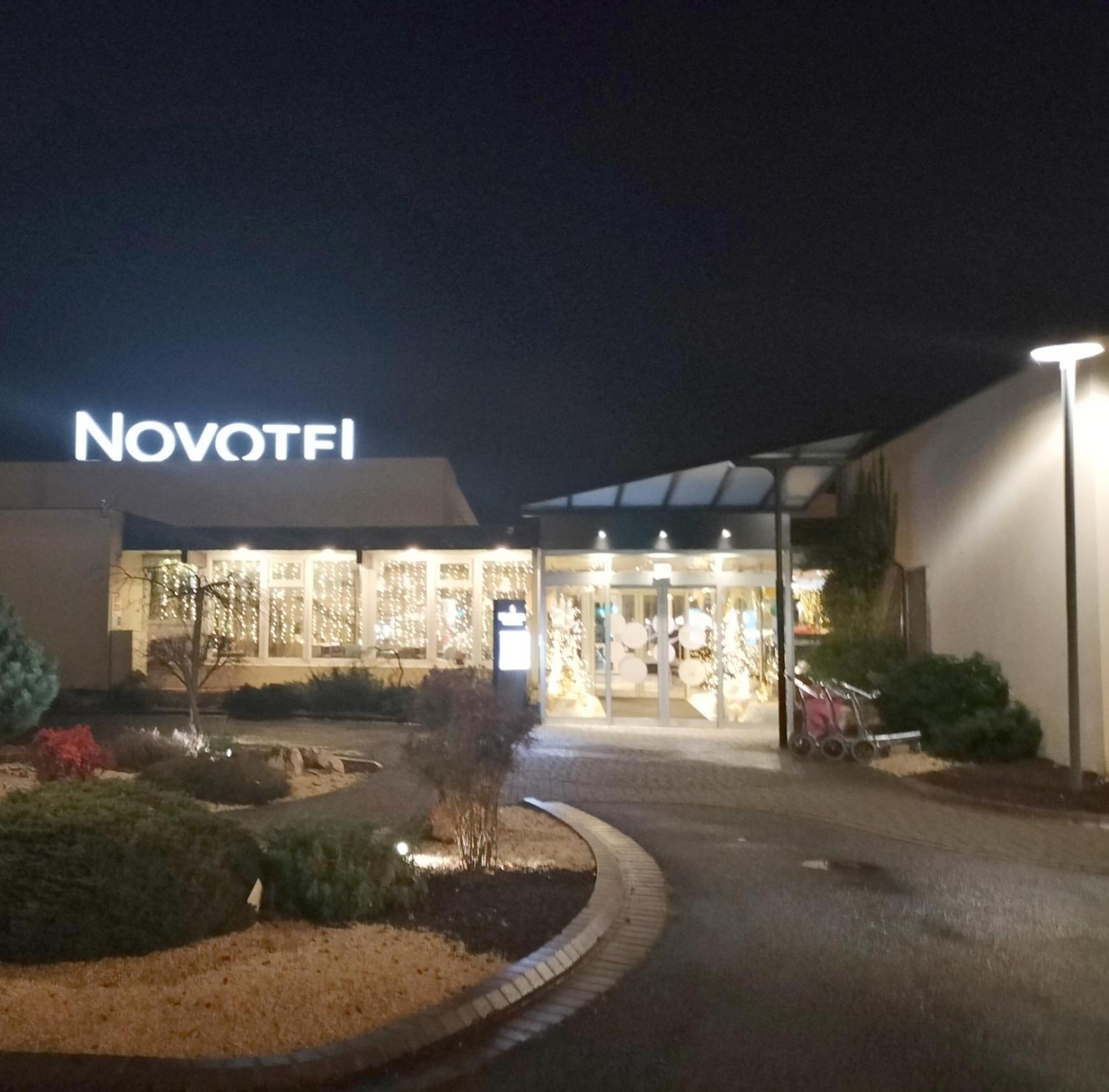 Novotel Dijon Sud Марсанне-ла-Кот Экстерьер фото