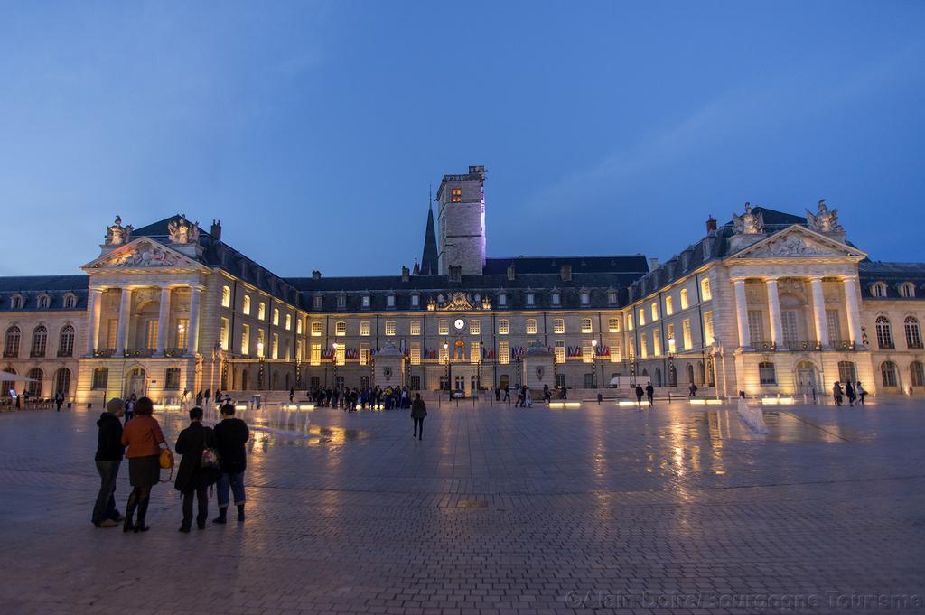 Novotel Dijon Sud Марсанне-ла-Кот Экстерьер фото